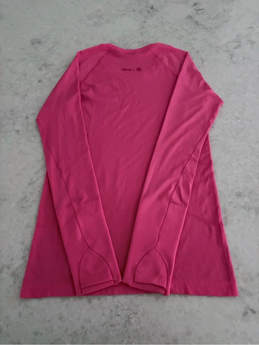Disney x Lululemon Swiftly Long Sleeve Shirt - Lip Gloss Pink / Size 6